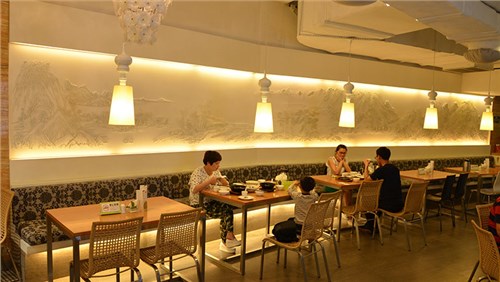 深圳皖厨定制的富春山居图铁画(白色)