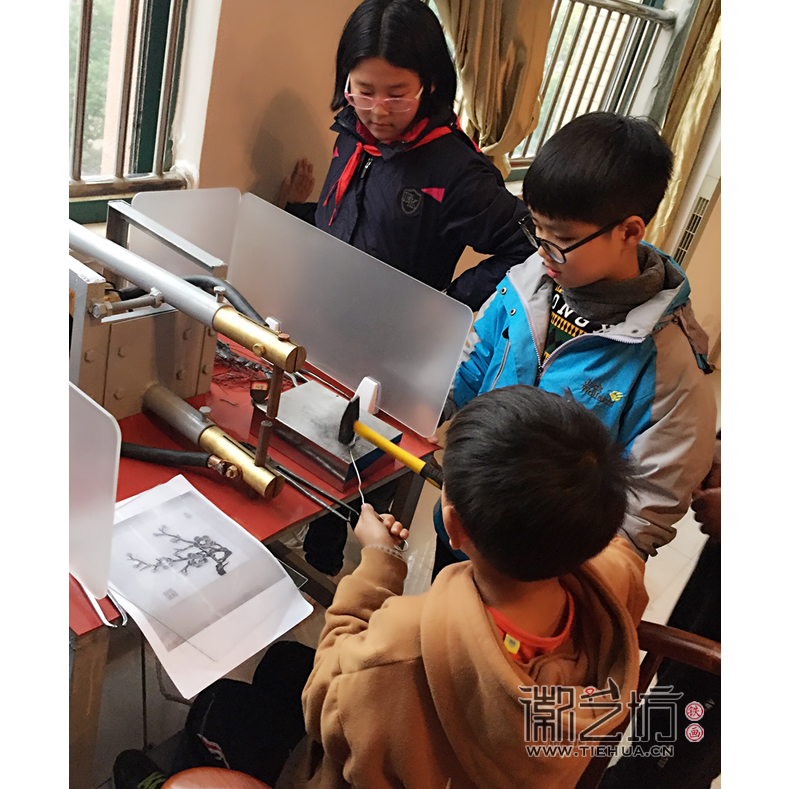 2017.11.14镜湖小学真容国学堂铁画第三课 (28)