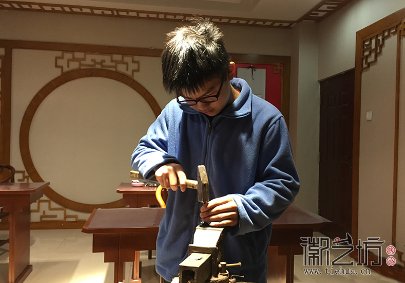 镜湖小学真容国学堂铁画第六课 (20)