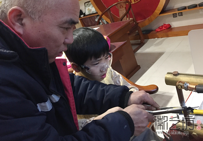 镜湖小学铁画第七课 (21)