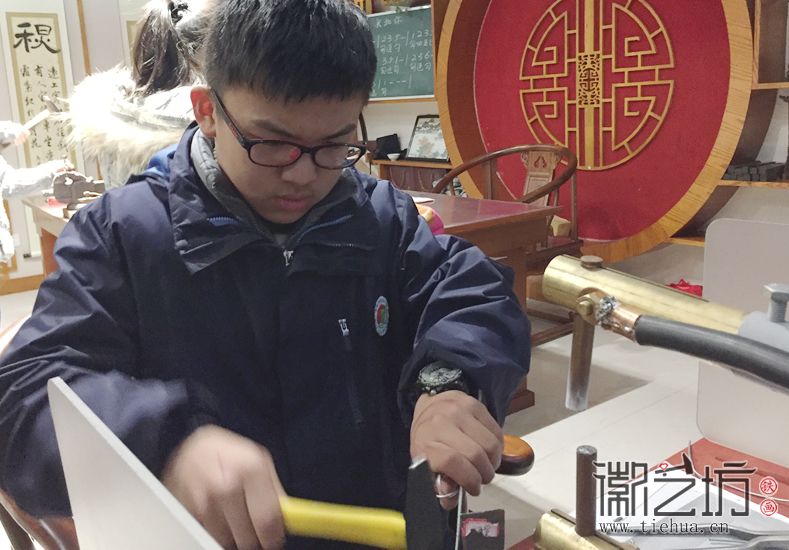 镜湖小学铁画第七课 (24)