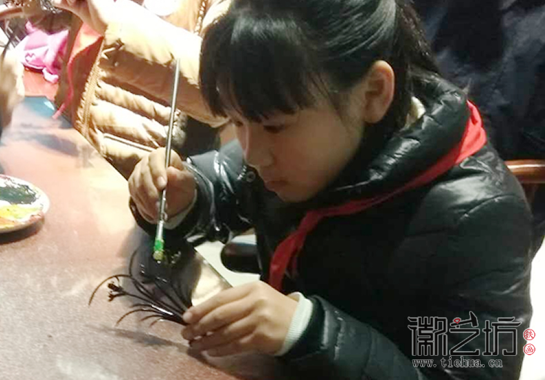 镜湖小学真容国学堂铁画第八课 (10)