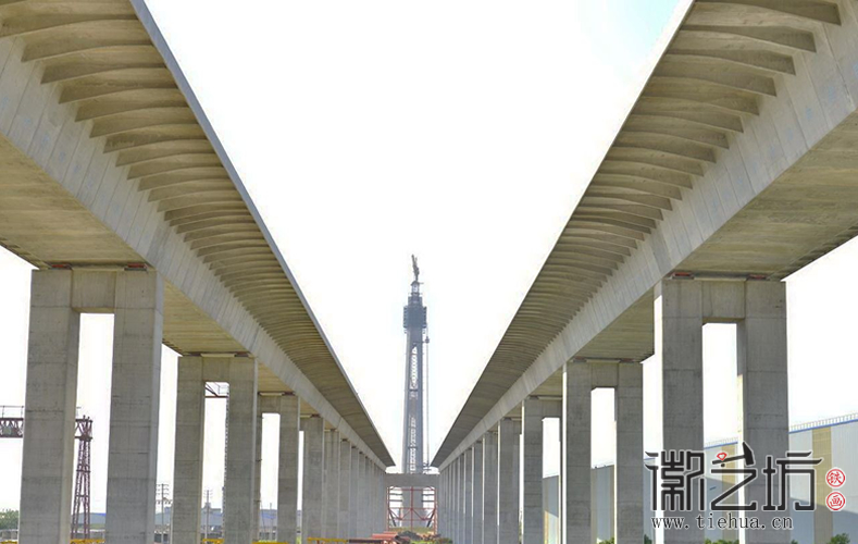 芜湖长江公路二桥施工现场