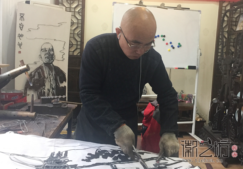 2018我们再出发徽艺坊铁画节后上班第一天 (3)