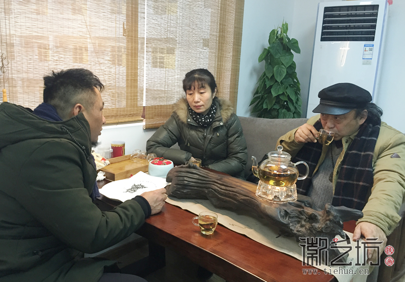 徽艺坊铁画私人订制创作现场 (3)