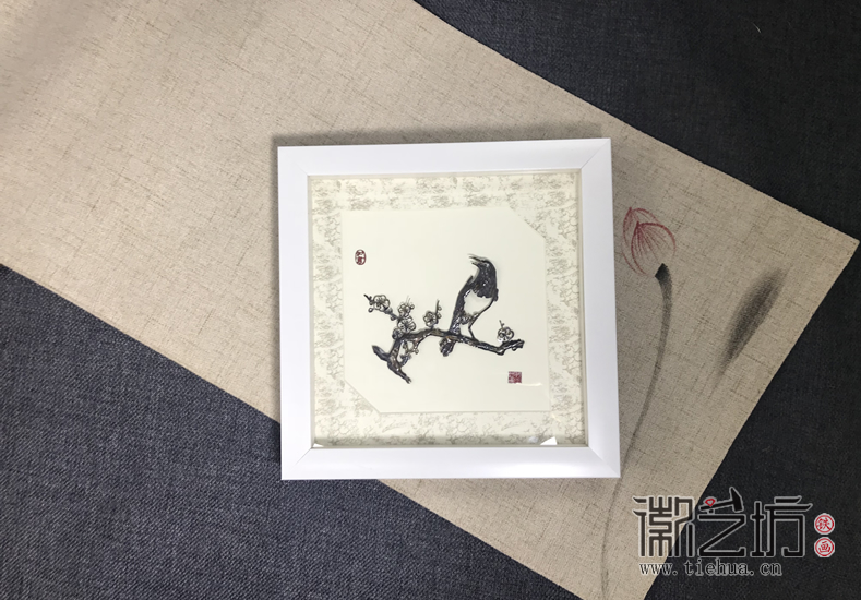 喜上眉梢铁画摆件