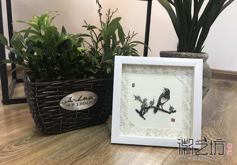 喜上眉梢铁画摆件场景图4