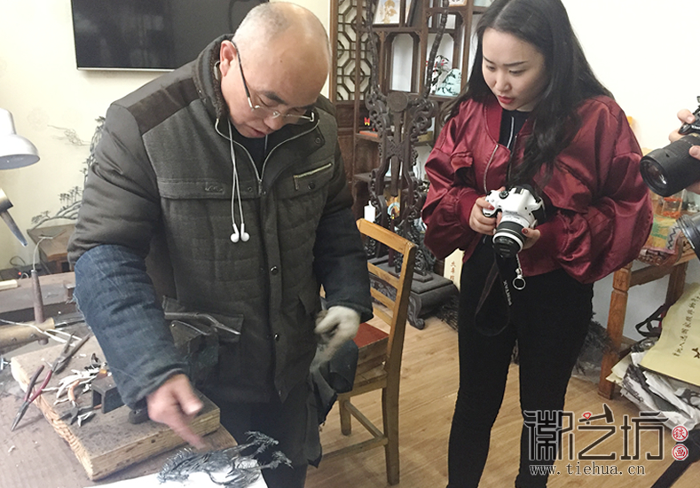 铁笔锻魂 安师大皖江学院毕业作品拍摄过程中 (3)
