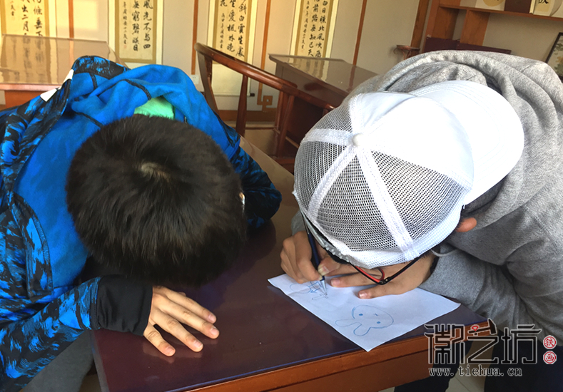 再次走进镜湖小学真容国学堂铁画课8