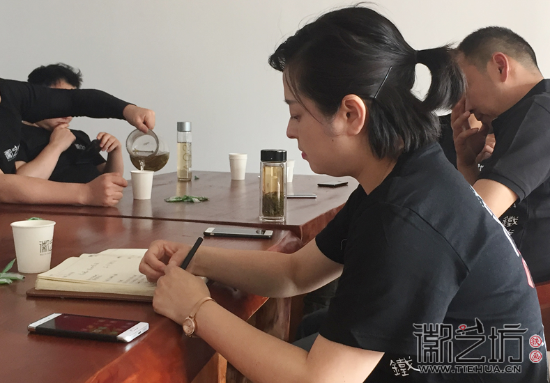 徽艺坊铁画创品牌升级启动大会 (13)