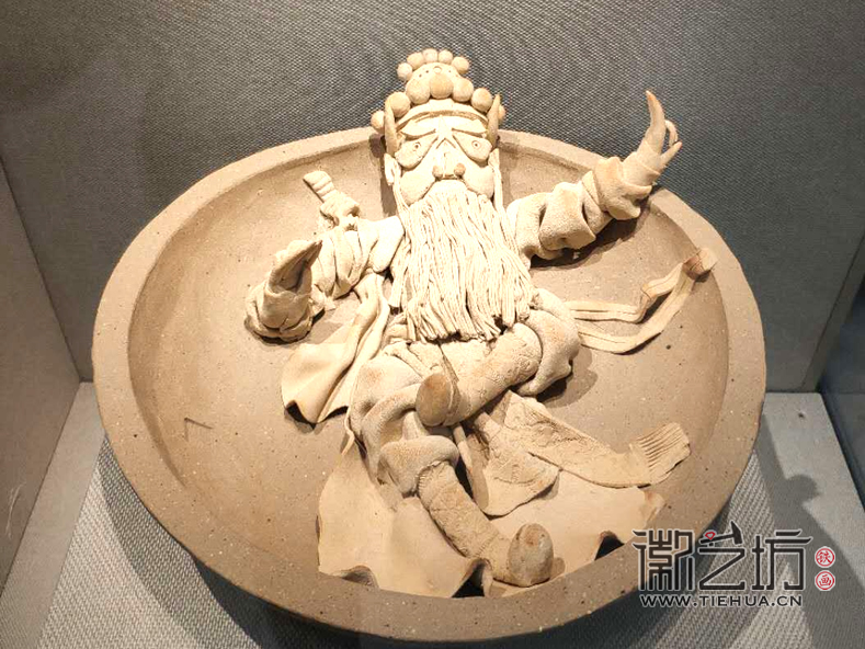 首届工艺美术作品展 (10)