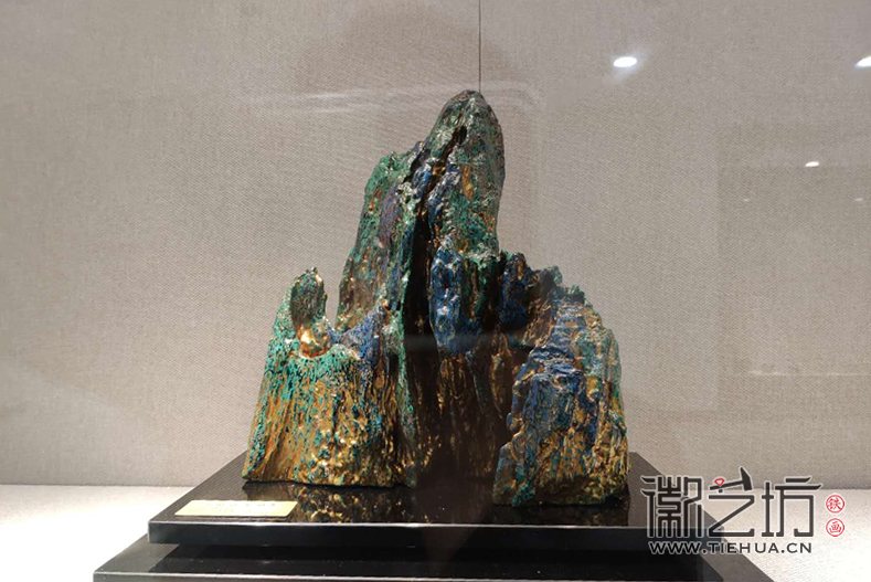 首届工艺美术作品展 (11)