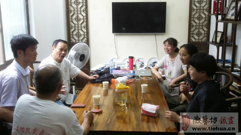007芜湖铁画之乡课题研究组在徽艺坊调研