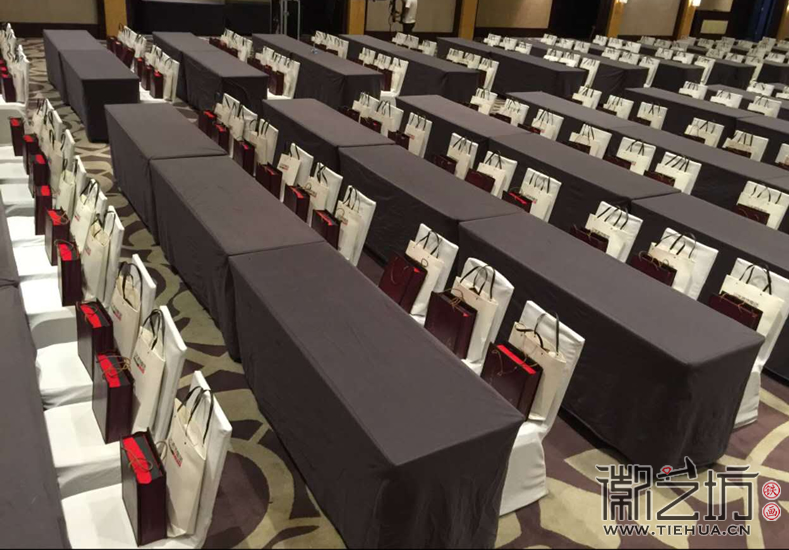 山水装饰周年庆暨TOP20高峰论坛礼品铁画定制案例