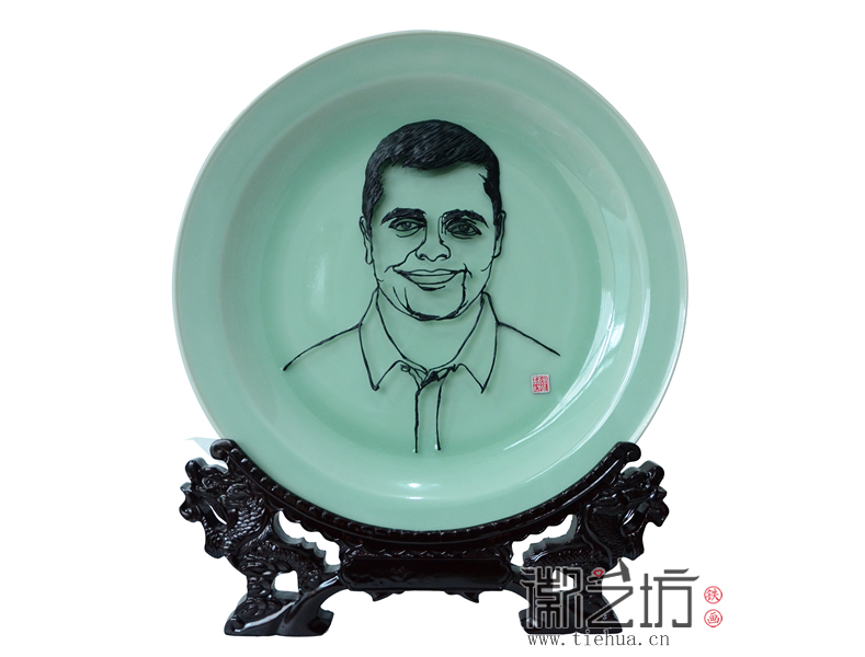 华为赠中东友人铁画礼品2