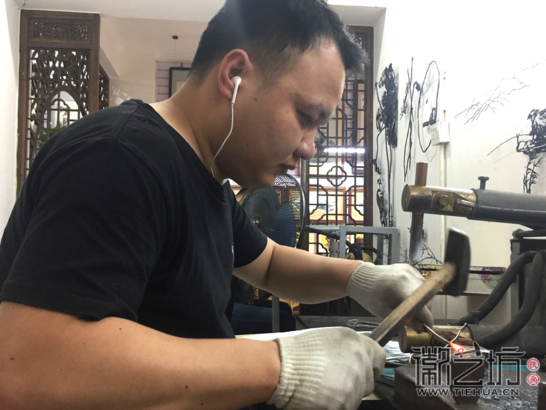 李强工作现场1