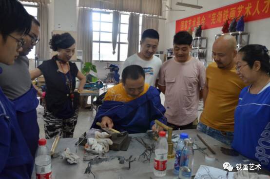 国家级铁画大师储金霞女士实践课：铁画锻制技艺 (10)