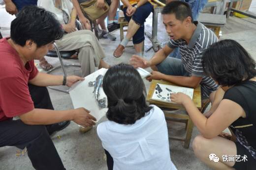 国家艺术基金芜湖铁画艺术人才培养项目举办中期教学交流会 (7)