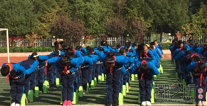 镜湖小学真容国学堂启动仪式 (9)
