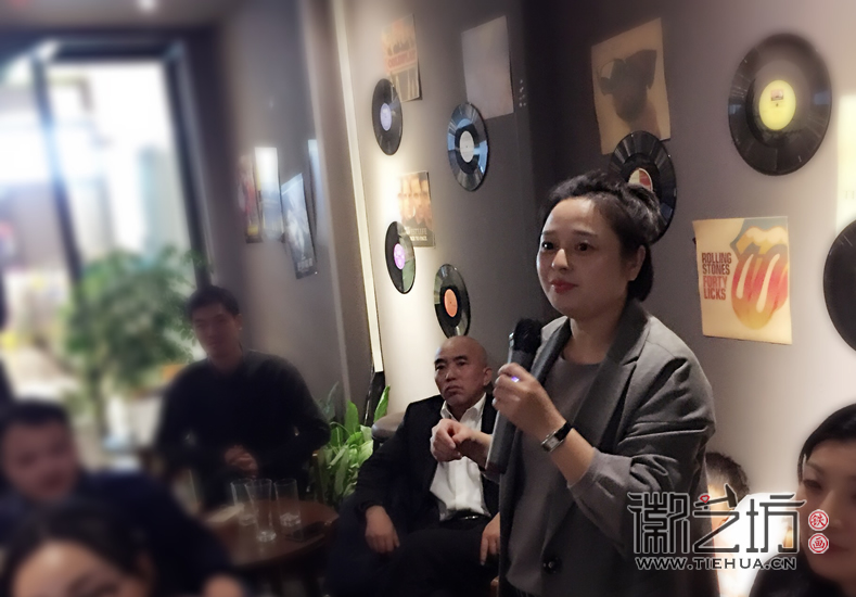 徽艺坊铁画团队齐聚黑云创意谷跟随韩会玲老师学习形象管理 (7)