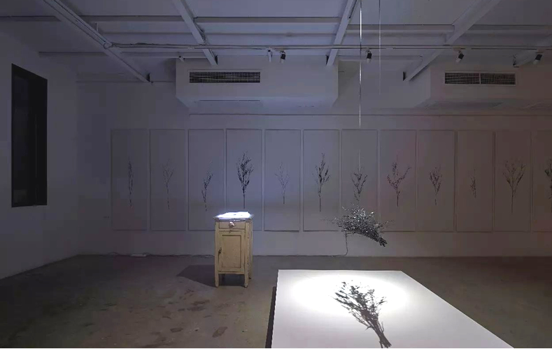 谭勋 《一把笤帚》