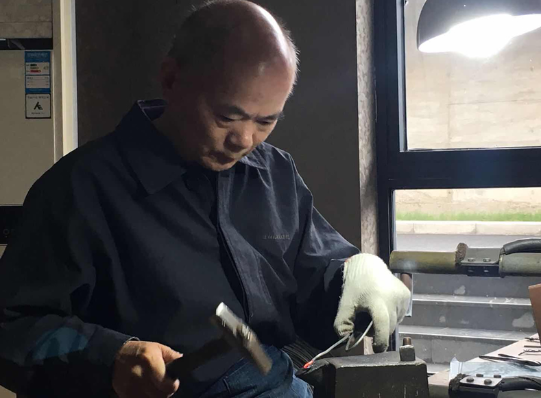 张家康工作照 郭兵要摄