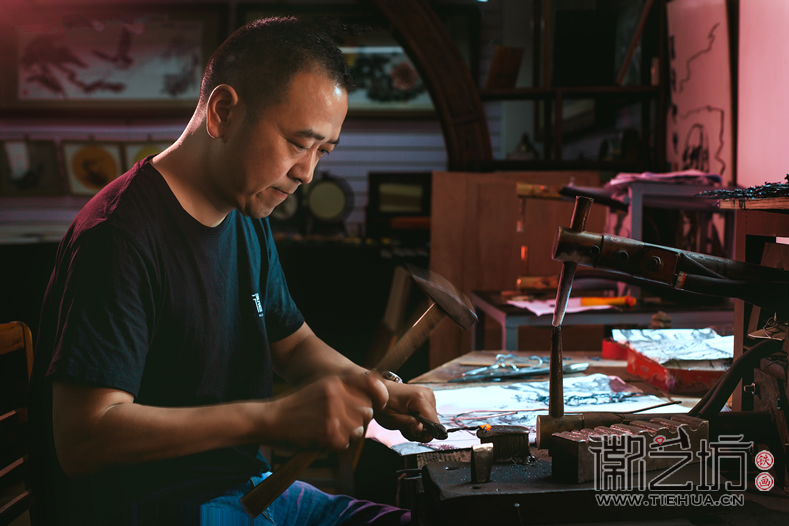 铁画名师-杨开勇